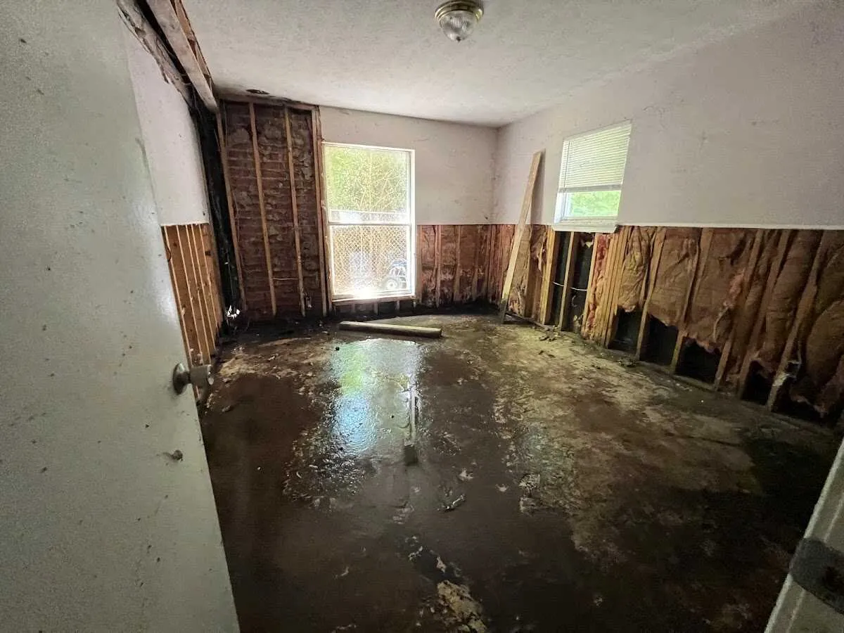 Water Damage Restoration services in Hawaiian Gardens, CA